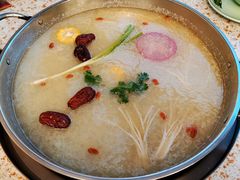 滋补汤锅-龙继斑鱼庄(犀浦店)
