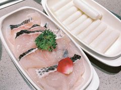 -海底捞火锅(金山百联店)