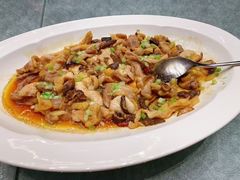 -景月阁空中食府(希尔顿酒店)