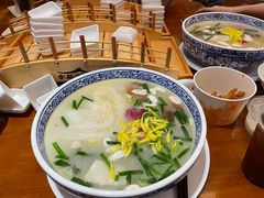 -香麒园·过桥米线·南湖雅宴