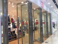 -优衣库(南宁江南万达店)