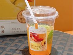 -沪上阿姨·臻选茶饮(上海环球港店)