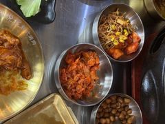 -胡悦里韩式烤肉(芝罘万达广场店)