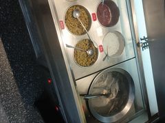 -成都你六姐·牛肉冒菜(城市集市合生汇店)