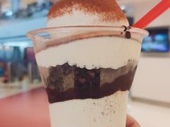 榛子巧克力芭菲-DQ·蛋糕·冰淇淋(苏州中心店)