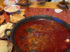 -赵美丽·重庆社区火锅·直营店(火车东站·中豪国际店)