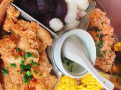 -黄桷树曹家私房菜(江与城店)