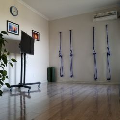 -瑜舍瑜伽连锁教室