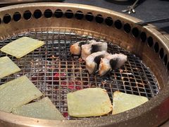 -铭牛烧肉·和牛海鲜自助(高新月牙湖店)