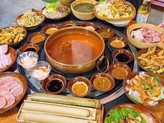 -阿山卓·野生菌火锅·纳西火塘烤肉