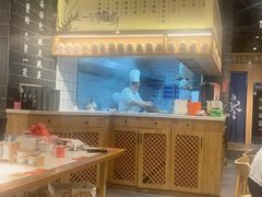 -馋三尺蟹粉小笼(人民广场店)