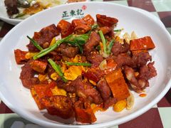 -瑞虹新天地月亮湾
