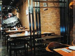 大堂-1886德国汽车餐厅(外滩十六铺码头店)