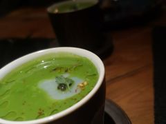 西葫芦瓜汤配扇贝刺身及黑鱼子酱-AZUL by FUEL蓝色·法式酒馆(琶醍店)