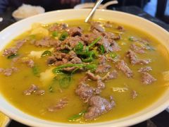 酸笋泉水牛肉-悦百味·品质川菜(橄榄郡店)