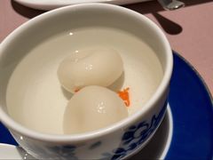桂花燕窝汤圆-新荣记(南京西路店)
