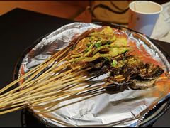 -何师烧烤Pro ·江湖川菜·小龙虾·精酿(太古里旗舰店)