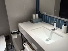 -宜尚酒店(广州上下九永庆坊长寿路地铁站店)