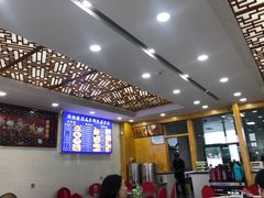 -撒拉人家.酸菜牦牛肉火锅