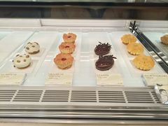 -潮一不贰·法式甜品·生日蛋糕·西式简餐(外滩店)