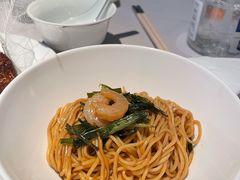 开洋葱油拌面-屋里厢上海菜馆