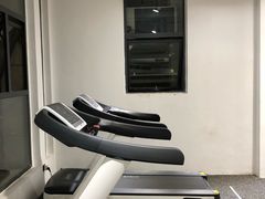 -汗水空间私教健身连锁(SM广场店)