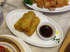 -香港百合居(LCM置汇旭辉广场店)