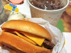 双层吉士汉堡-麦当劳(南京迈皋桥地铁站店)