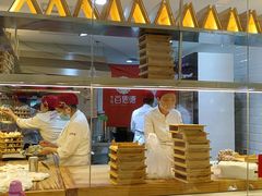 面包甜点陈列柜-客临百思德·东北特色馆(龙湖时代天街店)