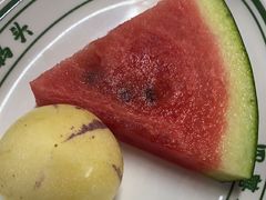 -四囍码头海鲜烧烤自助火锅(外滩南京东路悦荟广场店)
