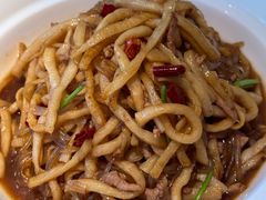 酸萝卜炒粉-船歌·鱼水饺青岛菜(金狮广场店)