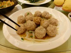 双拼丸-天鲜阁·海鲜粤菜·33年老字号(石槎白云站店)