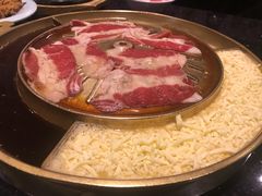 -猪啊牛呀羊啊铜盘烤肉(正大广场店)