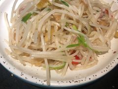 绿豆芽榨菜炒肉丝-老头儿油爆虾·知味杭州(爱琴海购物中心)