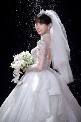 -莫兰迪婚纱摄影