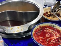 -马路边边串串香(延庆环球新意广场店)