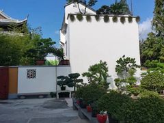 -龙华寺