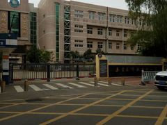 -秦皇岛市西港路小学