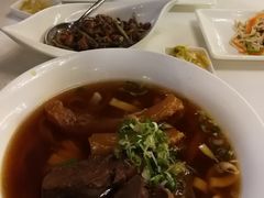 -天下三绝 牛肉面/红酒
