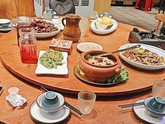 -老滇山寨•云南特色菜•地方菜•民族风情歌舞表演(金碧店)