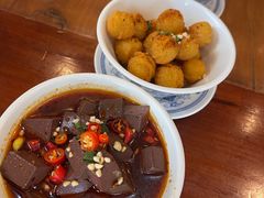 -炉小二铜锅牛蛙•川湘菜(三里屯店)
