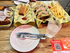 -本垒美式烤肉(三里屯店)
