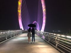 -南京眼步行桥