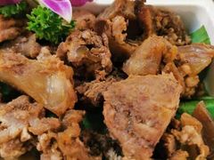 -三头牛·潮汕牛肉生蚝火锅 (夏湾店)