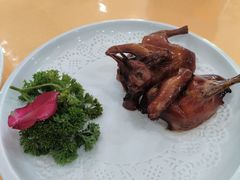-鹏城人家海鲜酒家·23年老字号(较场尾店)