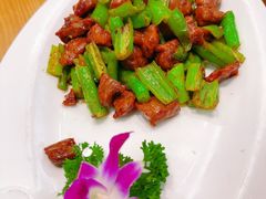 尖椒牛肉粒-金典银峰老鹅馆·昆山菜(亭林公园店)