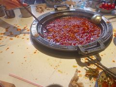 -爱你您·自家鱼塘·活水喷泉鱼火锅(八里店)