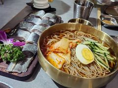 -围炉肉舍•炭烤活鳗•丹东海鲜烤肉(步行街店)