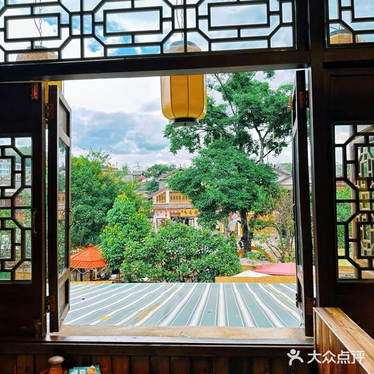 丽江必吃榜TOP1为了这锅鸡汤,我改签了机票