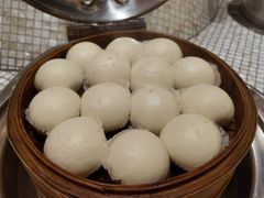 甘笋汁流沙包-广州建国酒店-盈丰阁粤菜-粤式茶点